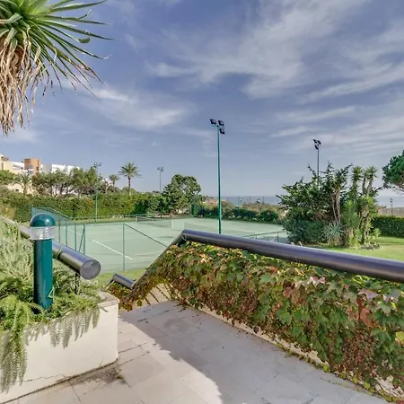 Apartment Chic With Pool And Parking Cascais