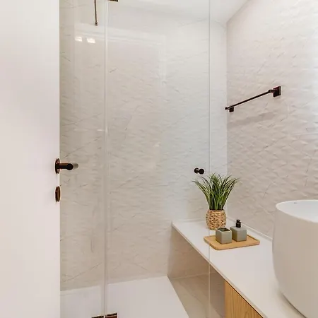Apartment Chic With Pool And Parking Cascais