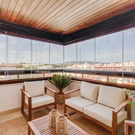 Chic With Pool And Parking Apartment Cascais